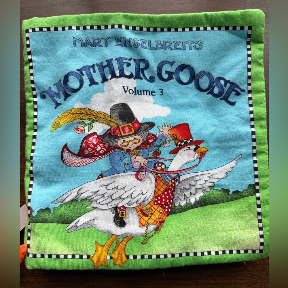Mary Engelbreit Soft Fabric Book Mother Goose Vol 3 Nursery Rhyme Baby Book